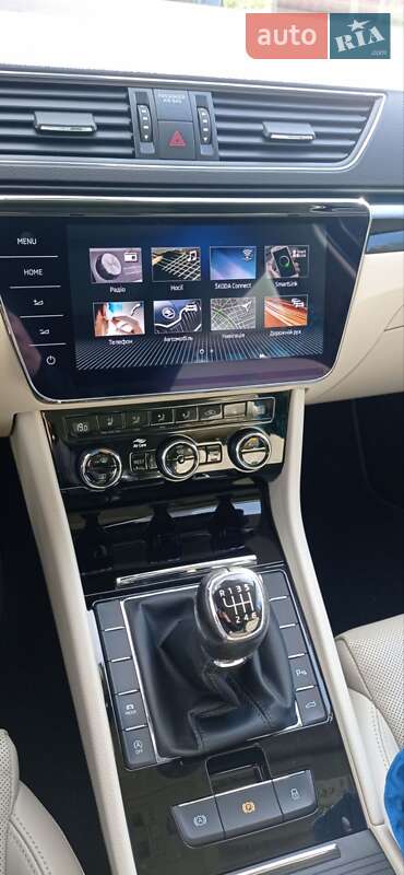 Универсал Skoda Superb 2019 в Умани