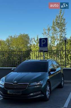 Универсал Skoda Superb 2020 в Киеве