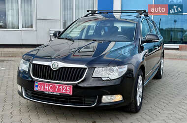 Универсал Skoda Superb 2011 в 