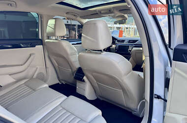 Лифтбек Skoda Superb 2017 в 