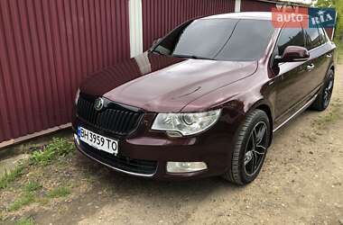 Лифтбек Skoda Superb 2009 в 
