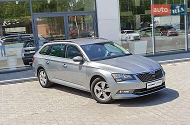 Універсал Skoda Superb 2016 в 