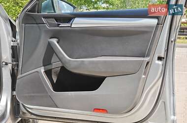 Універсал Skoda Superb 2016 в 
