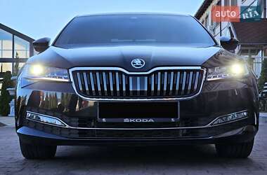 Ліфтбек Skoda Superb 2019 в 