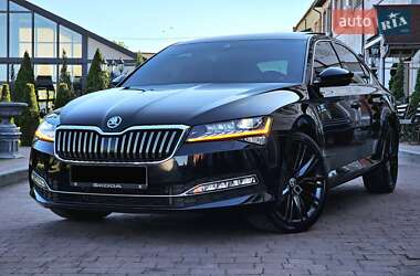 Ліфтбек Skoda Superb 2019 в 