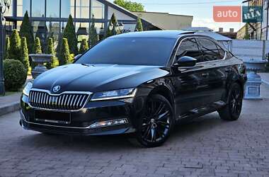 Ліфтбек Skoda Superb 2019 в 