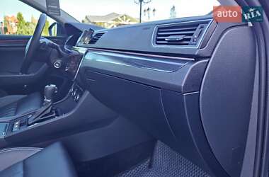 Ліфтбек Skoda Superb 2019 в 