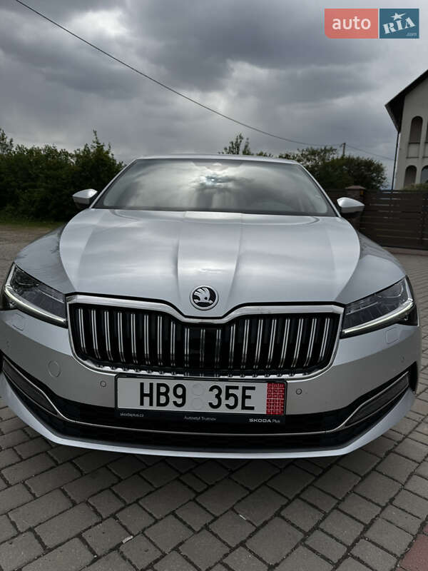 Лифтбек Skoda Superb 2020 в Ивано-Франковске