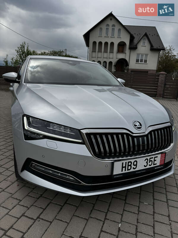 Лифтбек Skoda Superb 2020 в Ивано-Франковске