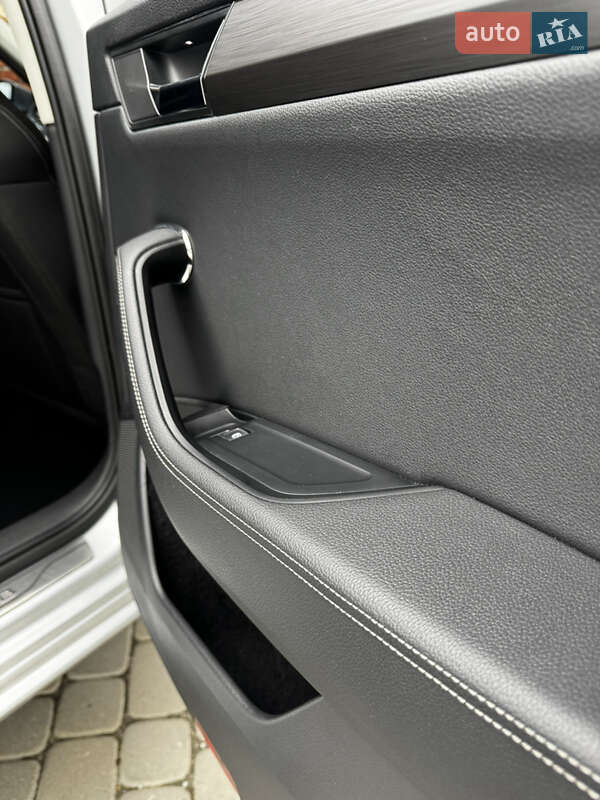 Лифтбек Skoda Superb 2020 в Ивано-Франковске