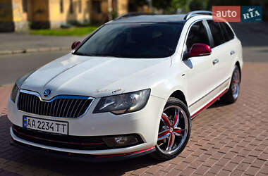 Універсал Skoda Superb 2013 в Києві