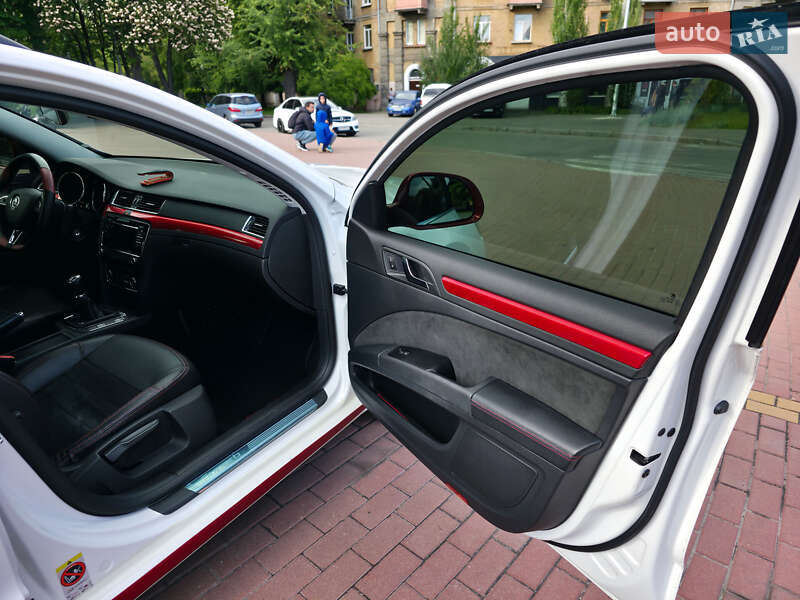 Универсал Skoda Superb 2013 в Киеве