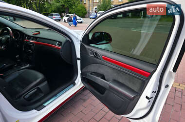 Универсал Skoda Superb 2013 в 