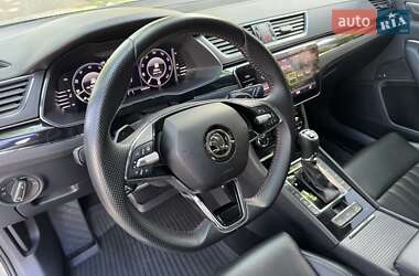 Лифтбек Skoda Superb 2019 в 