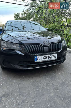 Ліфтбек Skoda Superb 2016 в 