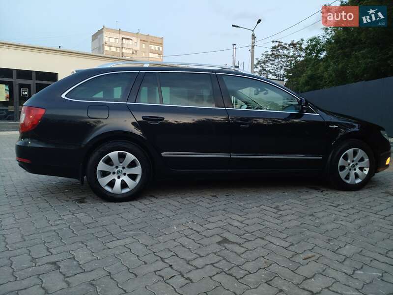 Универсал Skoda Superb 2012 в Николаеве фото 71 Универсал Skoda Superb 2012 в Николаеве