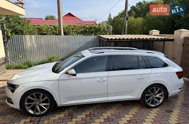 Універсал Skoda Superb 2019 в Долинській
