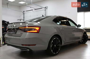Ліфтбек Skoda Superb 2021 в 