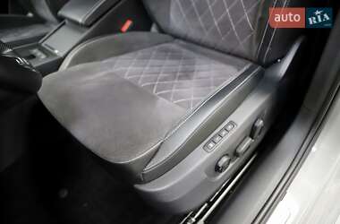 Ліфтбек Skoda Superb 2021 в 