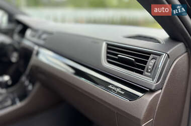 Універсал Skoda Superb 2020 в 
