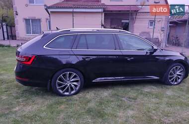 Универсал Skoda Superb 2018 в 