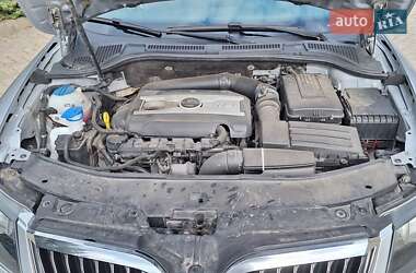 Ліфтбек Skoda Superb 2013 в 
