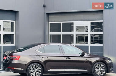 Ліфтбек Skoda Superb 2020 в 