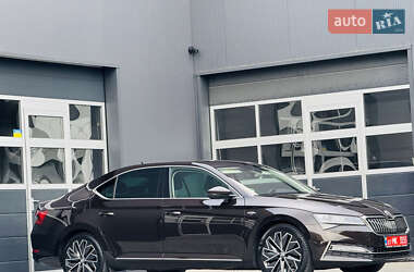Ліфтбек Skoda Superb 2020 в 