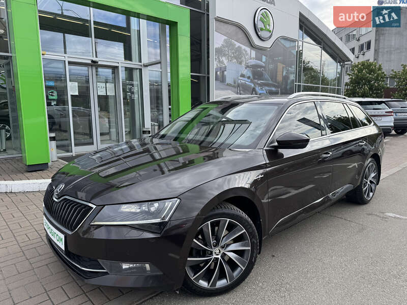 Универсал Skoda Superb 2016 в 