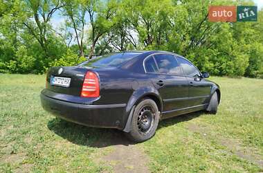 Лифтбек Skoda Superb 2004 в 