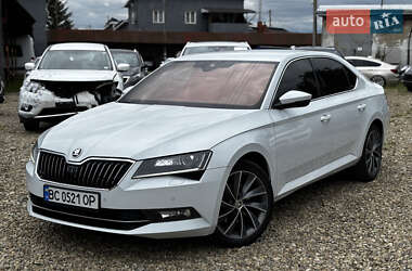 Ліфтбек Skoda Superb 2018 в Стрию