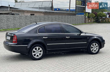 Лифтбек Skoda Superb 2003 в 
