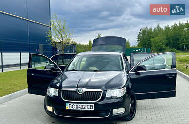 Лифтбек Skoda Superb 2009 в 