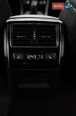Універсал Skoda Superb 2017 в 