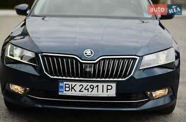 Універсал Skoda Superb 2017 в 