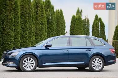 Універсал Skoda Superb 2017 в 