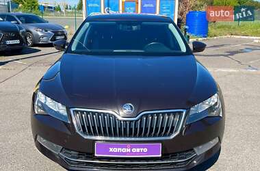 Лифтбек Skoda Superb 2018 в 