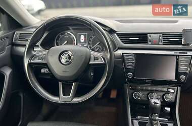Лифтбек Skoda Superb 2016 в 