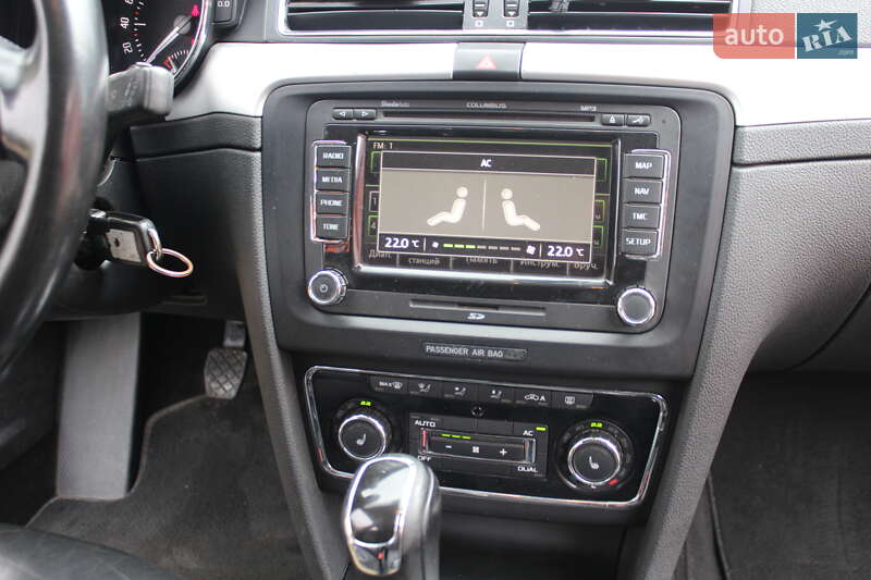 Универсал Skoda Superb 2012 в Жовкве