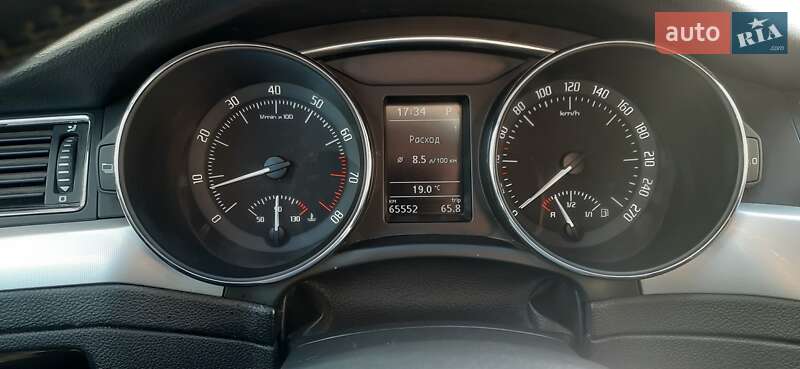 Лифтбек Skoda Superb 2012 в Софиевской Борщаговке