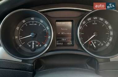 Лифтбек Skoda Superb 2012 в 