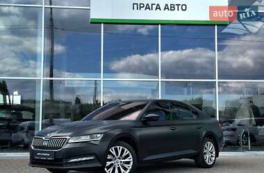 Лифтбек Skoda Superb 2020 в Киеве