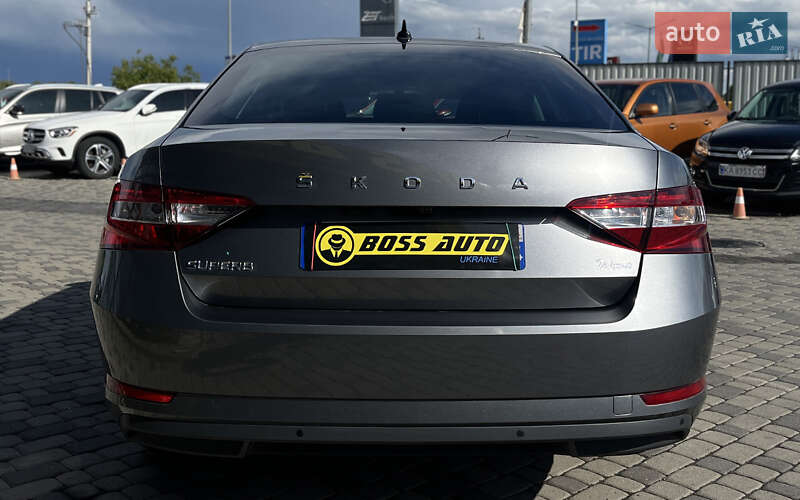 Ліфтбек Skoda Superb 2023 в Мукачевому