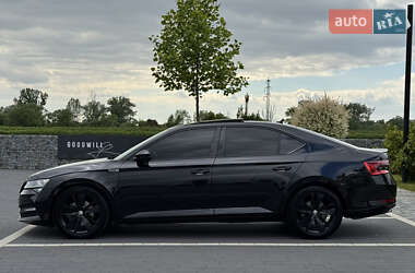 Ліфтбек Skoda Superb 2019 в 