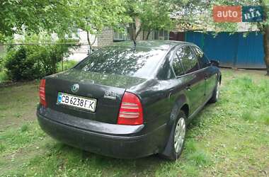 Лифтбек Skoda Superb 2004 в 