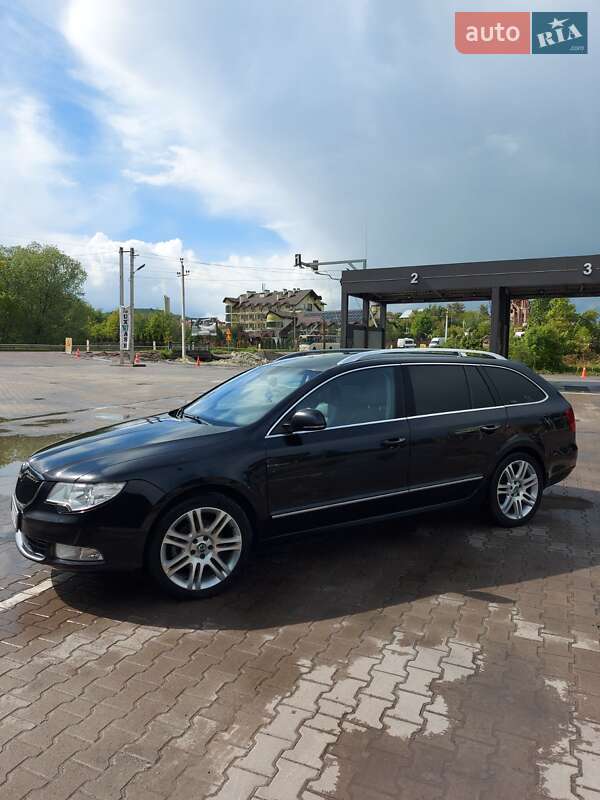Універсал Skoda Superb 2012 в Львові