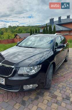 Универсал Skoda Superb 2012 в Львове