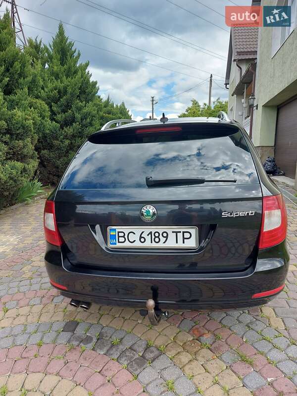 Універсал Skoda Superb 2012 в Львові