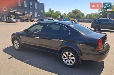 Ліфтбек Skoda Superb 2004 в 