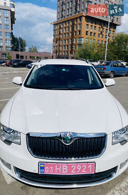 Универсал Skoda Superb 2012 в Днепре